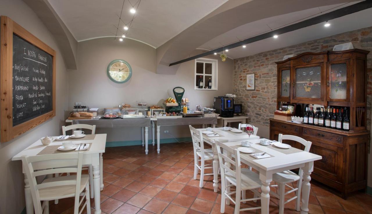 Cascina Meriame Serralunga d'Alba Bagian luar foto